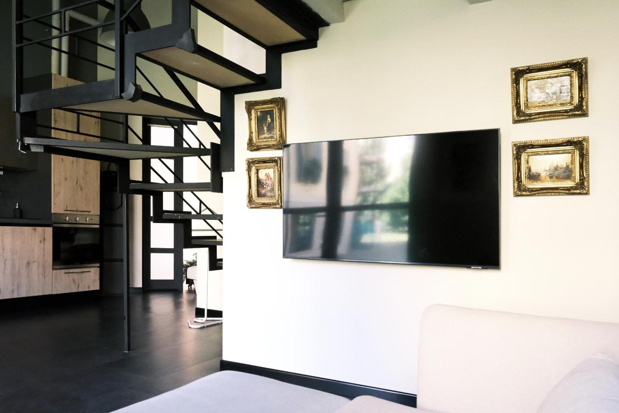 Comecasa Loft Navigli 2 Bedrooms มิลาน ภายนอก รูปภาพ